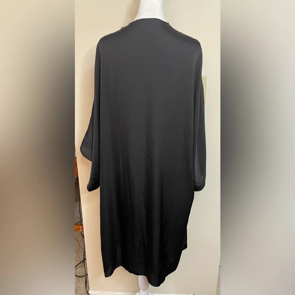 Victoria’s Secret Satin Crochet Lace-Trim Kimono Robes Cover-Up. size XS/S. NWT - Picture 14 of 17